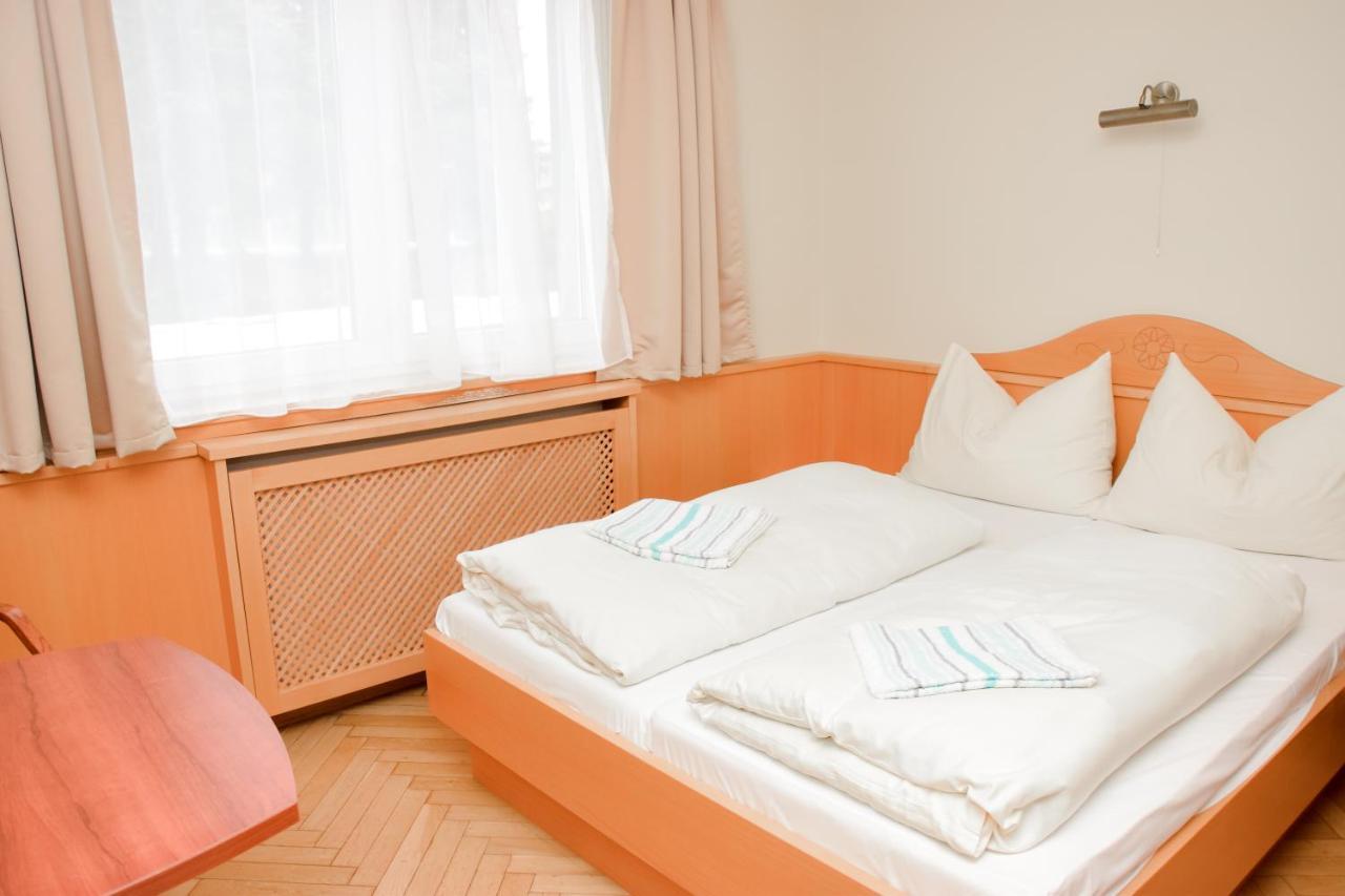Csikar Csárda és Panzió Hotel Kőszeg Exterior foto
