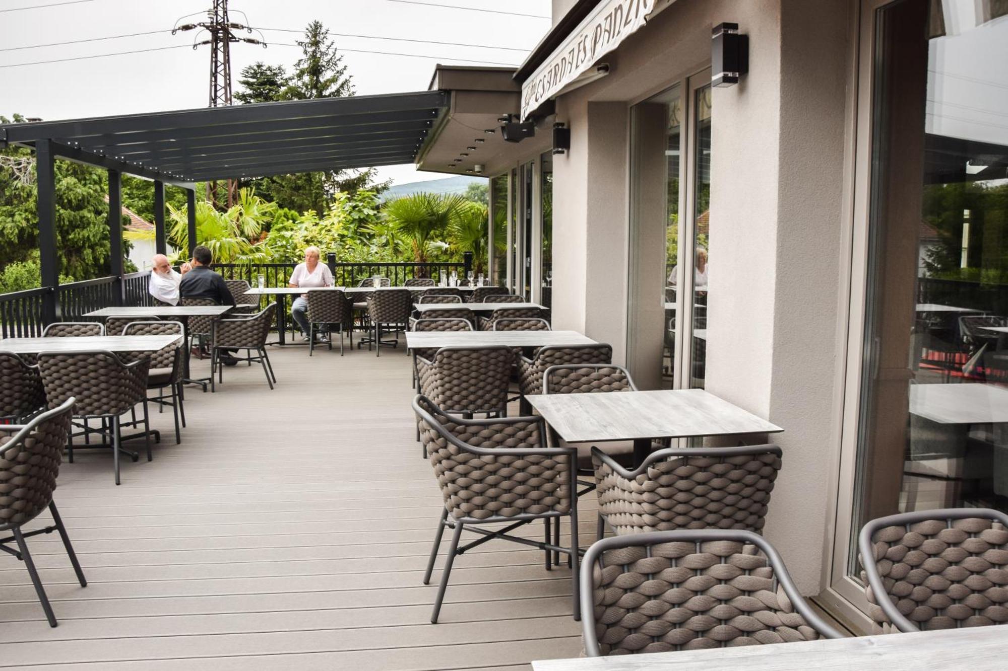 Csikar Csárda és Panzió Hotel Kőszeg Exterior foto